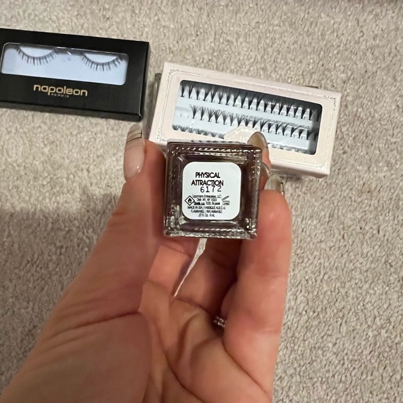 ~Lot of 8: NYX, House of Lashes, Sephora + More MSRP: $95+tax - Picture 10 of 12